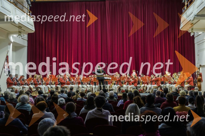 35. tradicionalni novoletni koncert Pihalnega orkestra Pošta Maribor