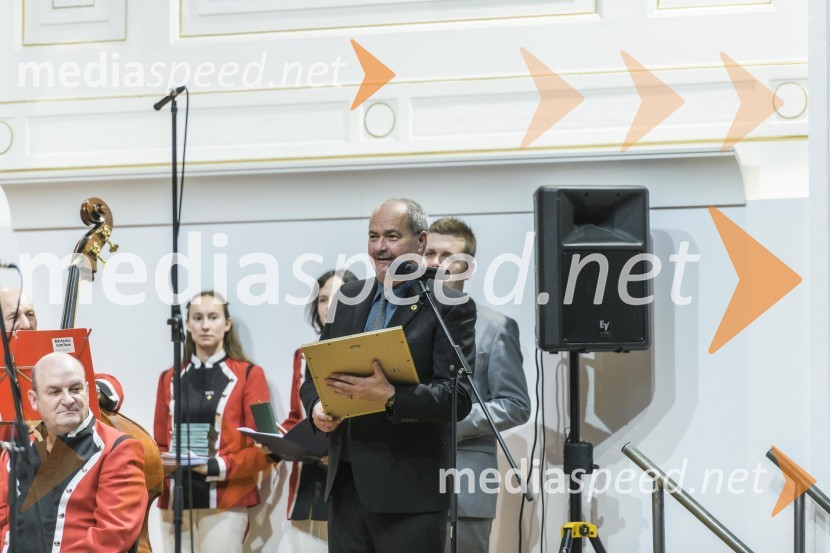  Boris Selko, predsednik Zveze slovenskih godb35. tradicionalni novoletni koncert Pihalnega orkestra Pošta Maribor