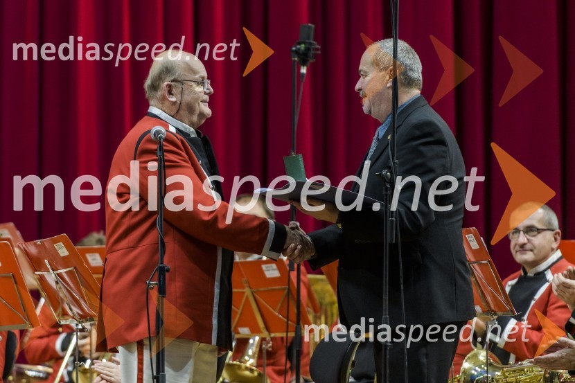  Stanko Rogina;  Boris Selko, predsednik Zveze slovenskih godb35. tradicionalni novoletni koncert Pihalnega orkestra Pošta Maribor