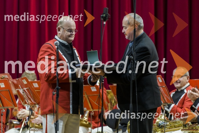  Stanko Rogina;  Boris Selko, predsednik Zveze slovenskih godb35. tradicionalni novoletni koncert Pihalnega orkestra Pošta Maribor