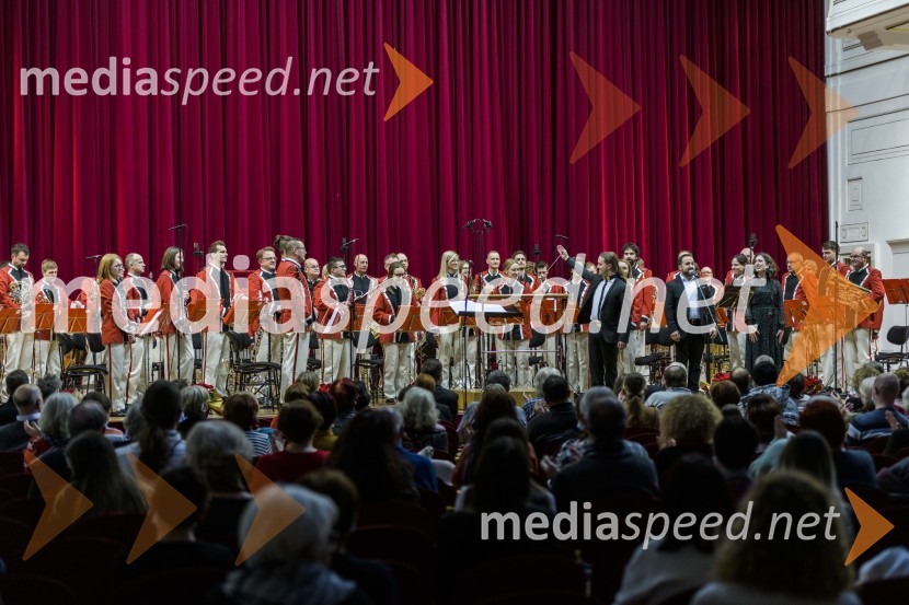 35. tradicionalni novoletni koncert Pihalnega orkestra Pošta Maribor