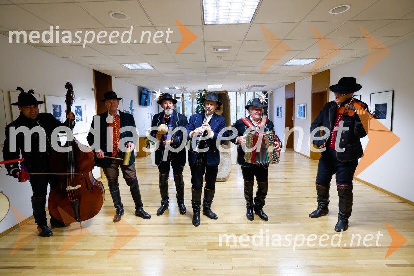 Kranjski furmaniObisk kolednikov na MO Kranj