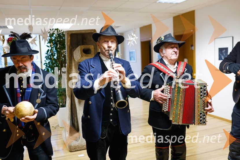  Matija Koritnik, Kranjski furmani;  Vinko  Jenšterle – Cene, Kranjski furmaniObisk kolednikov na MO Kranj