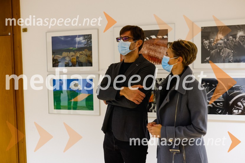  Matjaž Rakovec, župan Mestne občine Kranj;  Ines Zabret, MOKObisk kolednikov na MO Kranj