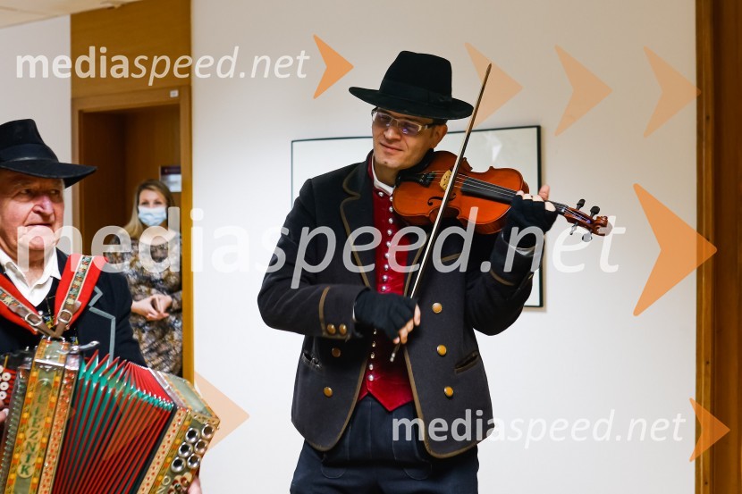  Matej Ostovič , Kranjski furmaniObisk kolednikov na MO Kranj