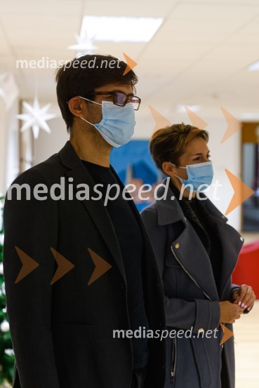  Matjaž Rakovec, župan Mestne občine Kranj;  Ines Šmon, MOKObisk kolednikov na MO Kranj