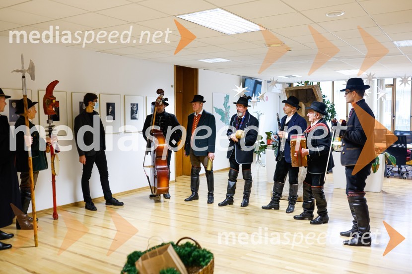 Kranjski furmaniObisk kolednikov na MO Kranj