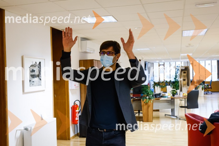  Matjaž Rakovec, župan Mestne občine KranjObisk kolednikov na MO Kranj