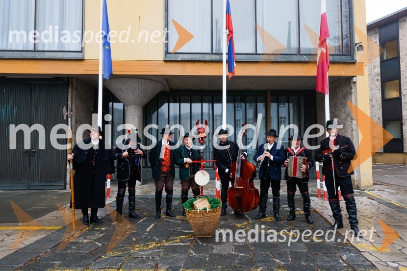 Kranjski furmaniObisk kolednikov na MO Kranj