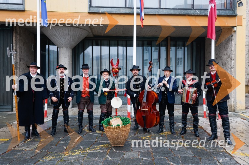 Kranjski furmaniObisk kolednikov na MO Kranj