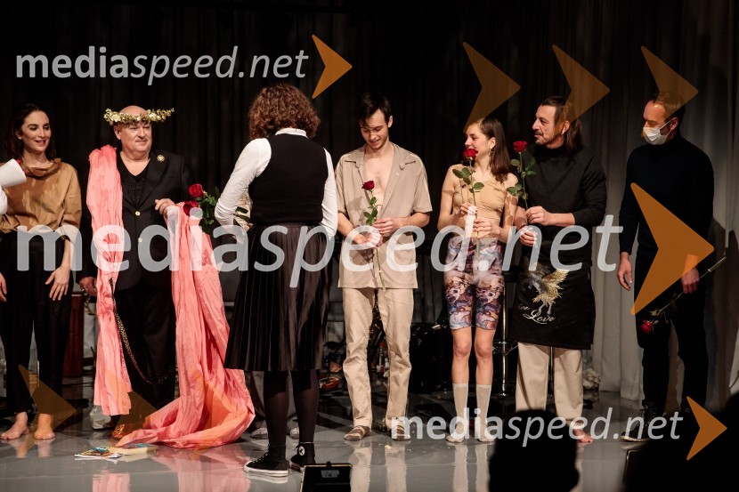 Pojedina pri Trimalhionu, premiera drame