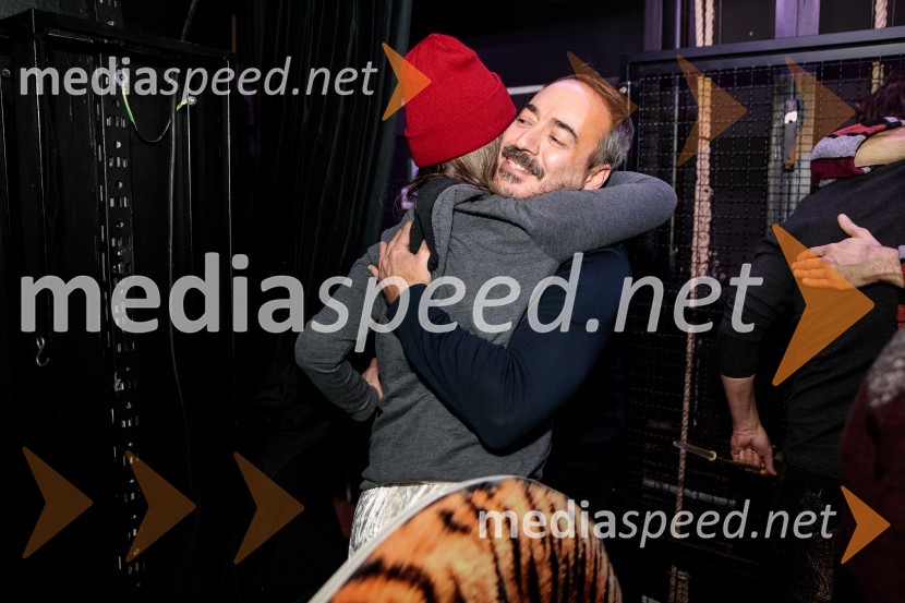  Romana Šalehar, igralka;  Damjan Kecojević, igralecPojedina pri Trimalhionu, premiera drame