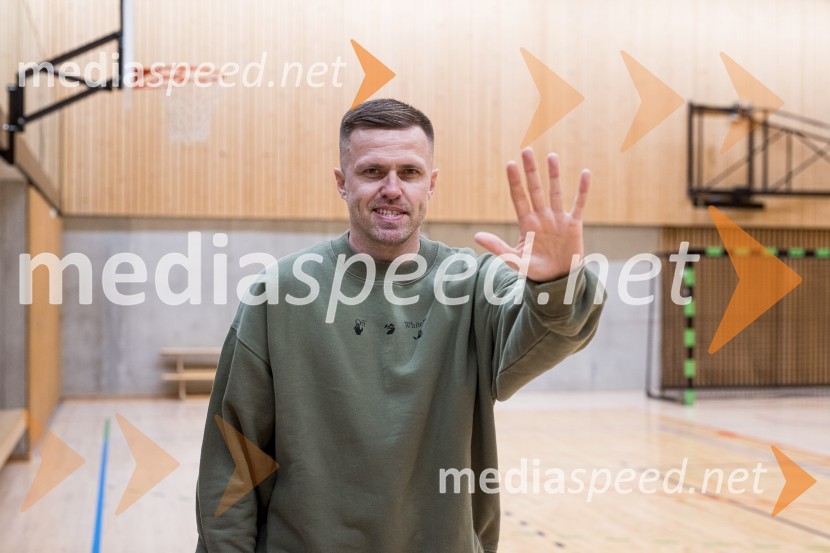  Josip Iličić, nogometaš, Atalanta BCNogometaš Josip Iličić v podporo dobrodelni akciji V Kranju dobro v srcu mislimo