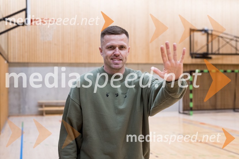  Josip Iličić, nogometaš, Atalanta BCNogometaš Josip Iličić v podporo dobrodelni akciji V Kranju dobro v srcu mislimo