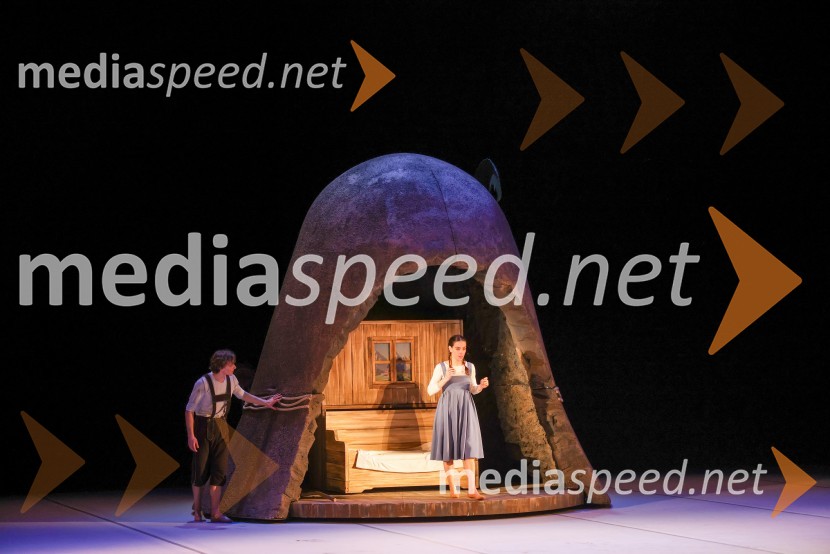  Jan Trninič, baletni plesalec;  Catarina de Meneses, baletna solistkaBaletna pravljica Kekec s Kataleno v živo