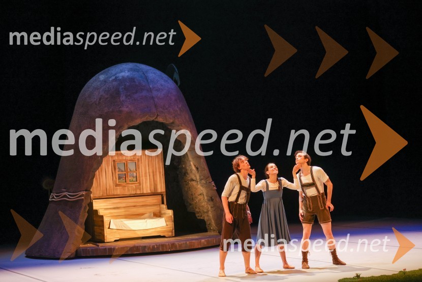  Jan Trninič, baletni plesalec;  Catarina de Meneses, baletna solistka;  Tomaž Viktor Abram Golub, baletni plesalecBaletna pravljica Kekec s Kataleno v živo