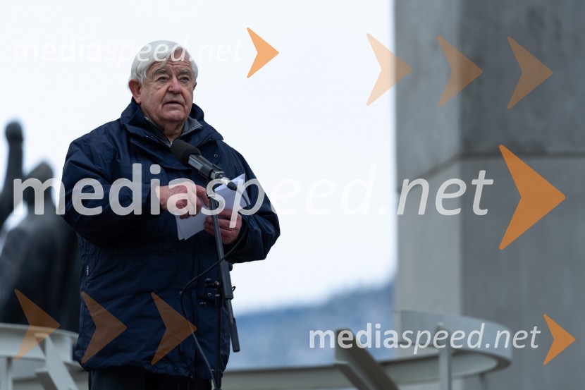  Milan Kučan, nekdanji predsednik Republike SlovenijeOsrednja slovesnost ob 80. obletnici dražgoške bitke