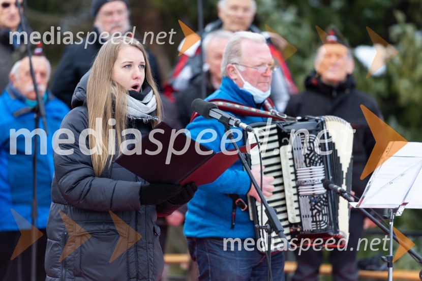  Gaja Sorč, sopranistkaOsrednja slovesnost ob 80. obletnici dražgoške bitke