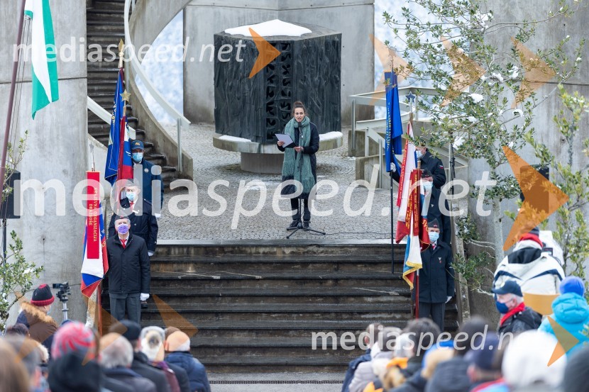  Katarina Stegnar, igralkaOsrednja slovesnost ob 80. obletnici dražgoške bitke