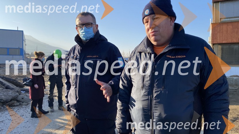  Igor Boh, Državna enota Civilne zaščite za varstvo pred neeksplodiranimi ubojnimi sredstvi;  Darko Zonič, vodja intervencije, Državna enota Civilne zaščite za varstvo pred neeksplodiranimi ubojnimi sredstviNašli neeksplodirano letalsko bombo iz druge svetovne vojne