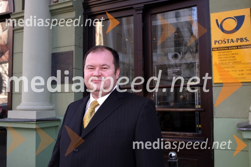  Aleš Hauc, nekdanji predsednik uprave NKBMUmrl je Aleš Hauc, nekdanji direktor NKBM in Pošte Slovenije