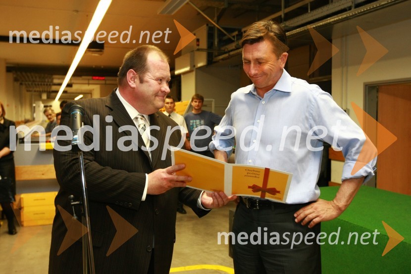  Aleš Hauc, nekdanji predsednik uprave NKBM;  Borut Pahor, predsednik Republike SlovenijeUmrl je Aleš Hauc, nekdanji direktor NKBM in Pošte Slovenije