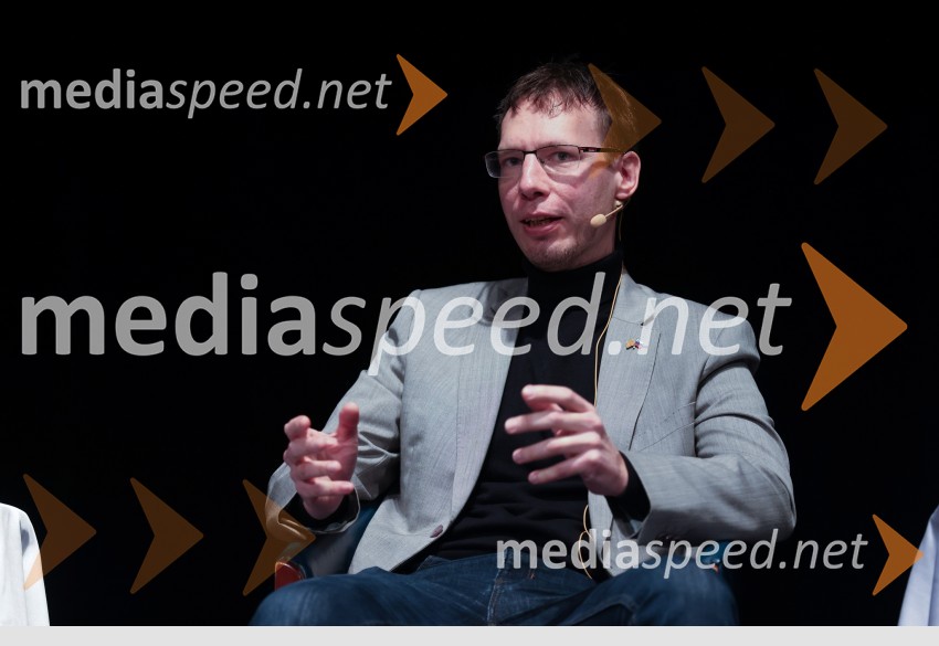  Luka Lisjak Gabrijelčič, zgodovinarV kakšni državi želimo živeti, javna tribuna gibanja Bodi sprememba