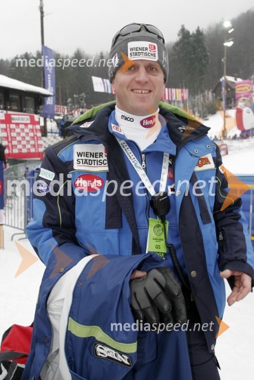 Klemen Bergant, direktor alpskih disciplin pri Smučarski zvezi Slovenije
(odpovedan veleslalom)42. Zlata lisica