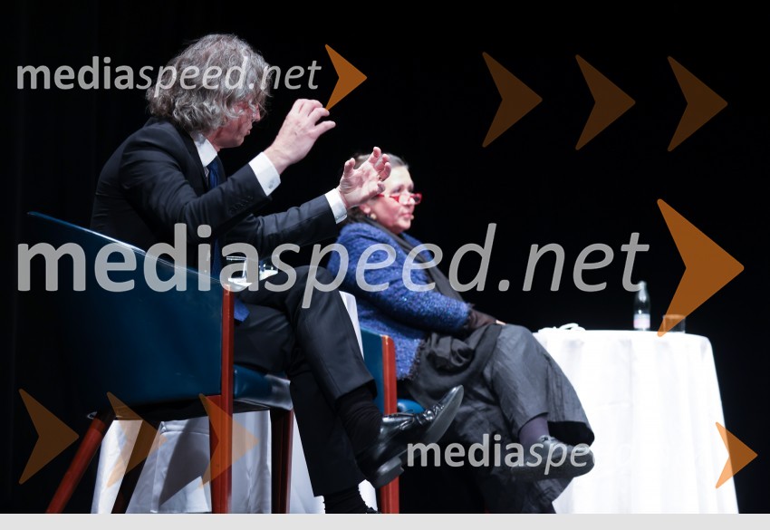 dr. Robert Golob, predsednik uprave, GEN-I; dr. Vesna  Vuk Godina, antropologinja, predavateljicaV kakšni državi želimo živeti, javna tribuna gibanja Bodi sprememba