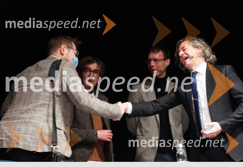  Anže Erbežnik, pravnik;  Marko Crnkovič, kolumnist, urednik portala Fokus Pokus;  Luka Lisjak Gabrijelčič, zgodovinar; dr. Robert Golob, predsednik uprave, GEN-IV kakšni državi želimo živeti, javna tribuna gibanja Bodi sprememba