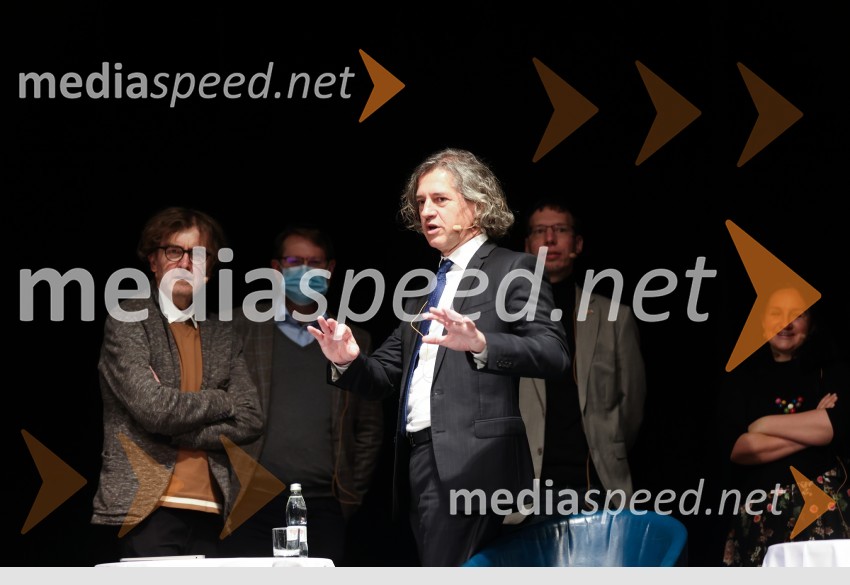  Marko Crnkovič, kolumnist, urednik portala Fokus Pokus;  Anže Erbežnik, pravnik; dr. Robert Golob, predsednik uprave, GEN-I;  Luka Lisjak Gabrijelčič, zgodovinar;  izr. prof. dr.  Janja Hojnik, Prorektorica Univerze v Mariboru za kakovost, kadre in pravne zadeve, Univerza v MariboruV kakšni državi želimo živeti, javna tribuna gibanja Bodi sprememba