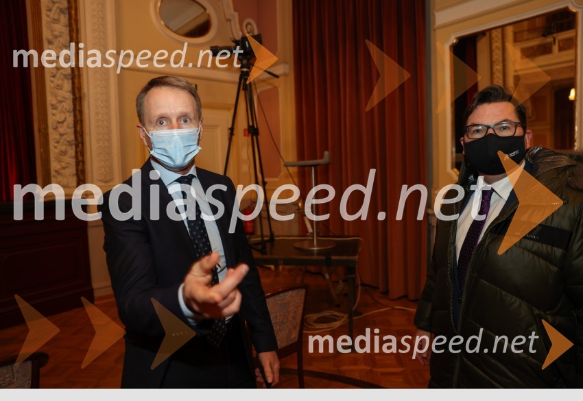  ... ;  Roman Dobnikar, predsednik Atletske zveze SlovenijeV kakšni državi želimo živeti, javna tribuna gibanja Bodi sprememba