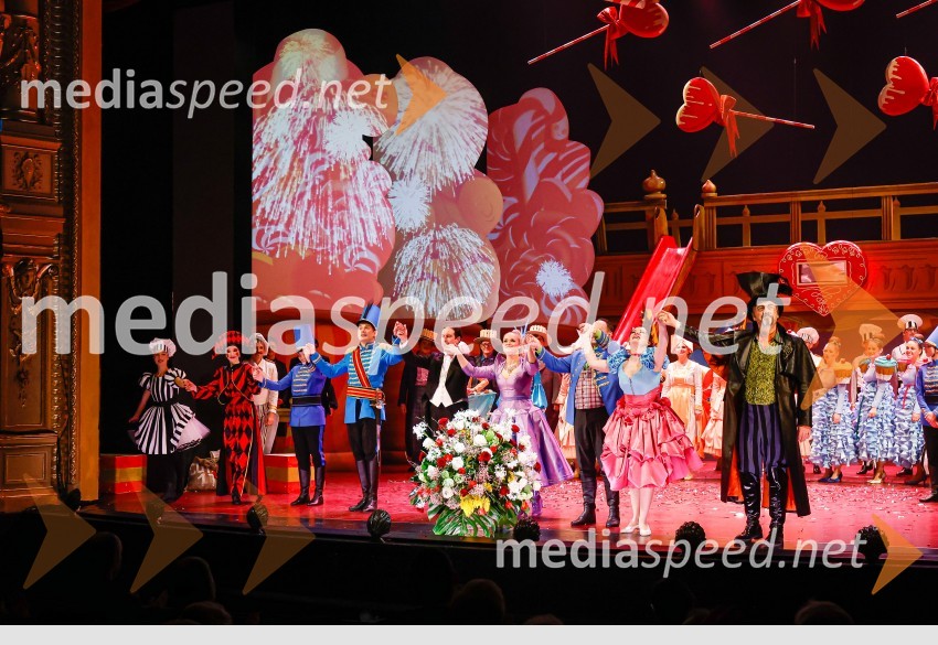 Ljubezenski napoj, premiera opere