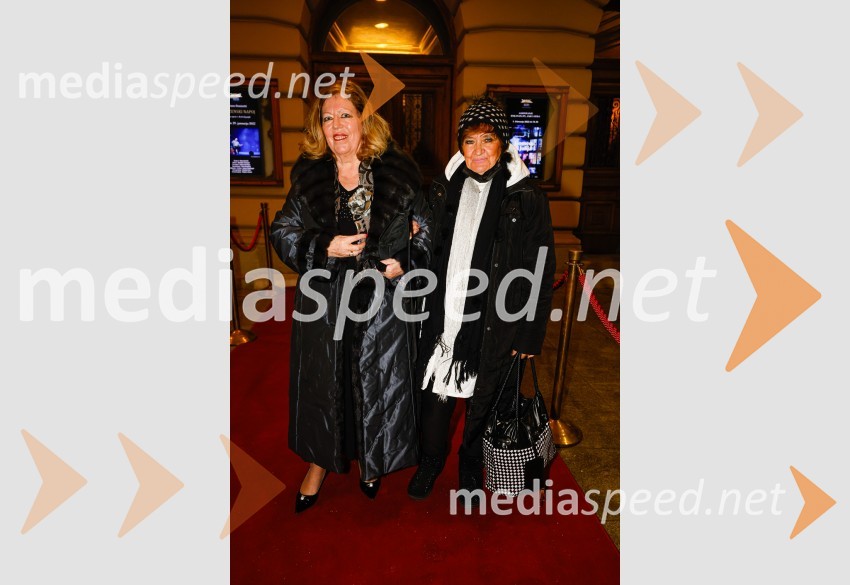 dr. Nada Pavšer, novinarka;  Nadja Leban, novinarkaLjubezenski napoj, premiera opere