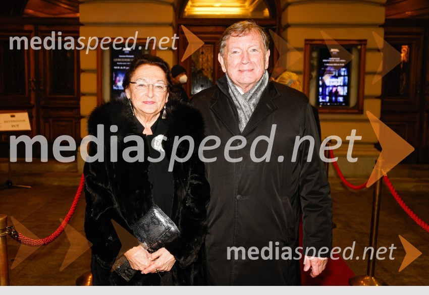  Saša Lajovic;  Uroš Lajovic, dirigentLjubezenski napoj, premiera opere