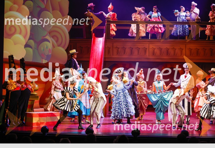 Ljubezenski napoj, premiera opere