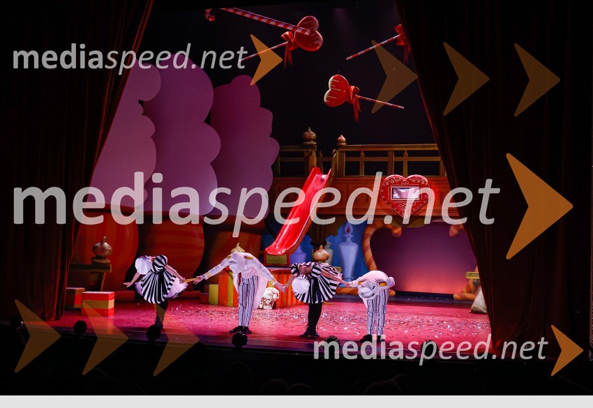 Ljubezenski napoj, premiera opere