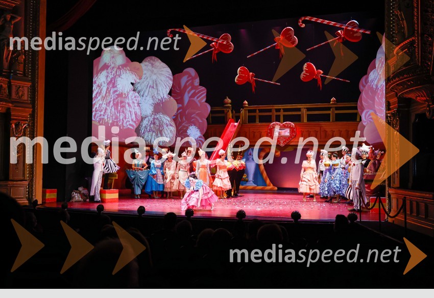 Ljubezenski napoj, premiera opere