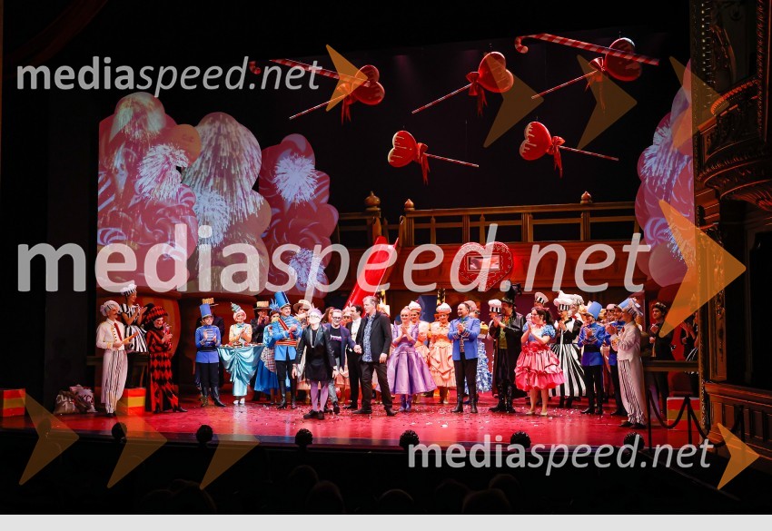 Ljubezenski napoj, premiera opere