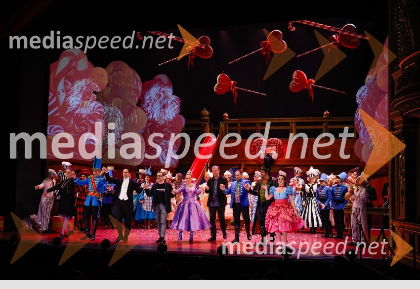 Ljubezenski napoj, premiera opere