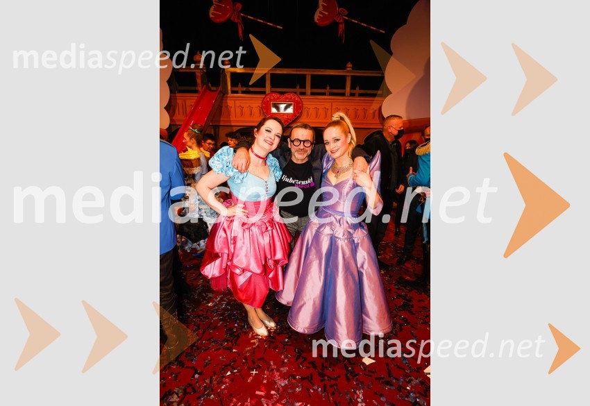  Urška  Arlič Gololičič, operna pevka;  ... ;  Nina Dominko, operna pevkaLjubezenski napoj, premiera opere