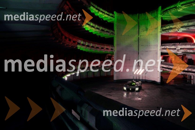 Peugeot 9X8, novi hibridni dirkalnik