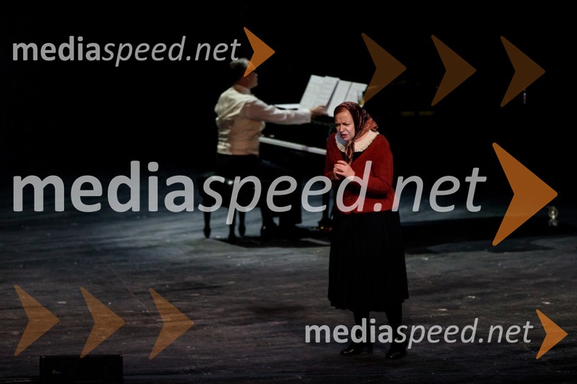  Mateja  Pucko, igralkaTo noč sem jo videl, predpremiera drame SNG Maribor