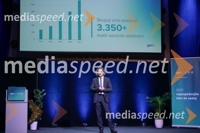 dr. Robert Golob, predsednik uprave, GEN-IGEN-I in Robert Golob, novinarska konferenca