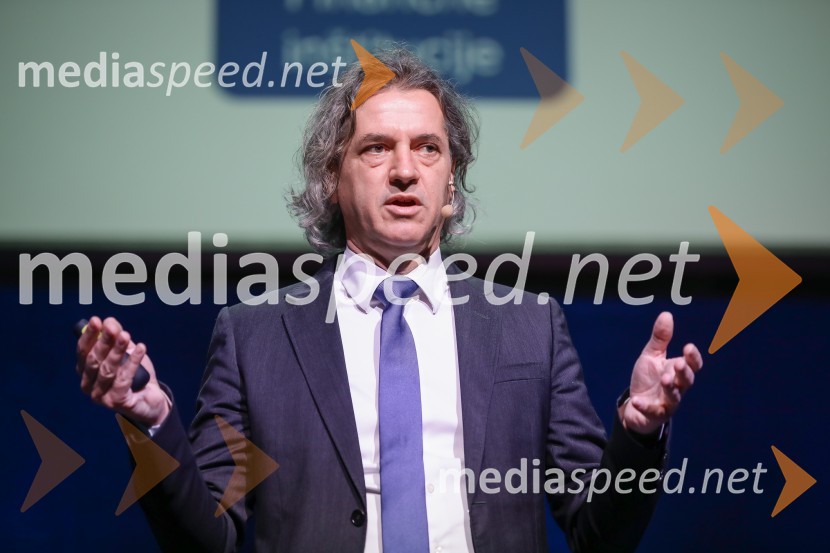 dr. Robert Golob, predsednik uprave, GEN-IGEN-I in Robert Golob, novinarska konferenca