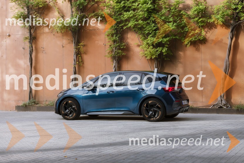 Born: znanilec nove dobe pri znamki CUPRA, slovenska predstavitev