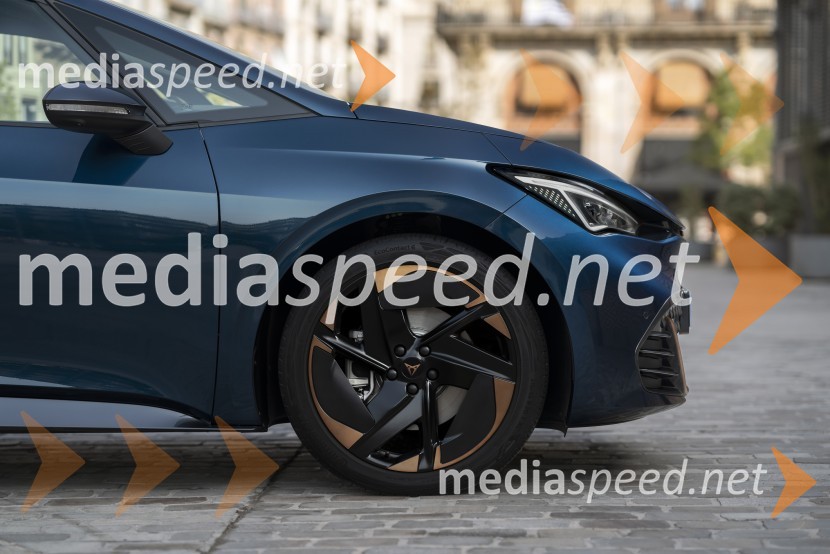 Born: znanilec nove dobe pri znamki CUPRA, slovenska predstavitev