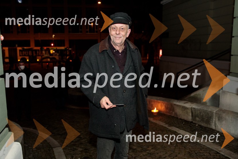  Matej Bogataj, literarni kritik in publicistParty, premiera v SNG Drama Ljubljana