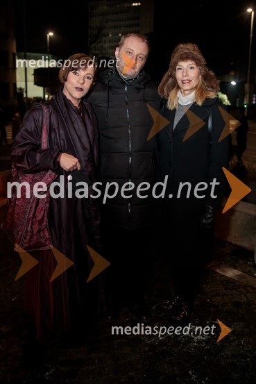  Maja Blagovič, igralka;  Alen Jelen, režiser, dramaturg, umetniški vodja, igralec;  Vilma Štritof, dramaturginja, predsednica žirije za Grumovo nagradoParty, premiera v SNG Drama Ljubljana