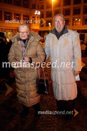  Barbara Berce;  Aleš Jan, radijski producentParty, premiera v SNG Drama Ljubljana